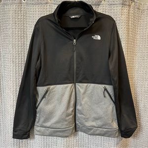 LIKE NEW - The North Face Women’s Large Lightweight Fleece Soft Shell Jacket